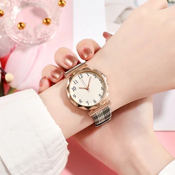 2023 НОВЫЕ женские часы, простой винтажный Маленький кожаный ремешок, повседневные спортивные наручные часы, платье, женские наручные часы Reloj Mujer