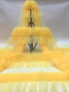 2023 Оптовая продажа желтой кружевной ткани в африканском стиле с 3D-цветами, расшитой бисером, французской кружевной ткани с аппликацией из Дубайского тюля, кружевного свадебного / вечернего платья