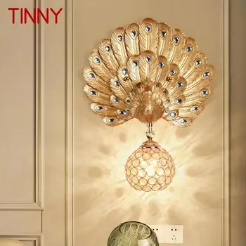 Миниатюрный современный настенный светильник в виде павлина из смолы, светодиодный золотой креативный хрустальный бра, лампы для домашнего декора гостиной и спальни