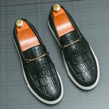 Новые черные мужские кроссовки без застежки с кисточками, винно-красные туфли на платформе, мужская вулканизированная обувь, Бесплатная доставка, Размер 38-48