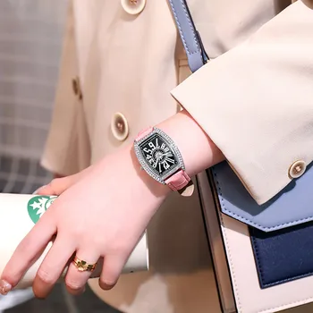 Роскошный женский кожаный ремень, модные часы с бриллиантами, бочкообразные часы для ремня, модные женские часы с арабскими цифрами